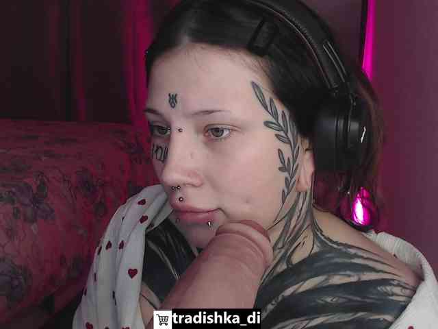 tradishka webcam