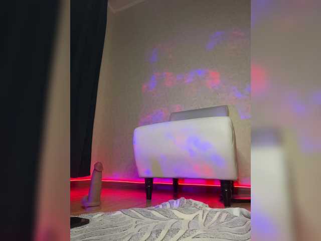 AbsintheGirl's BongaCams show and profile