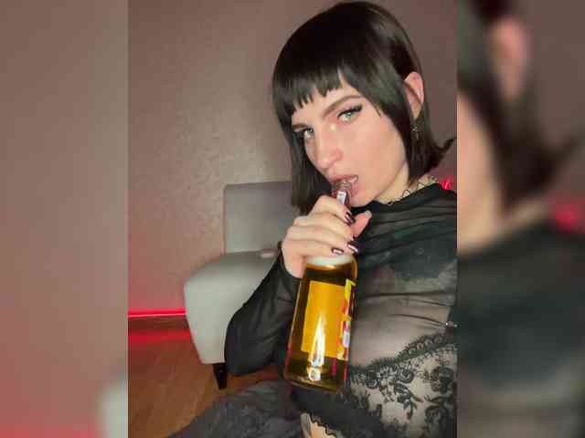 AbsintheGirl AbsintheGirl