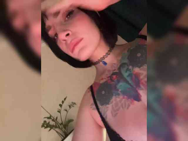 sexy web cam AbsintheGirl
