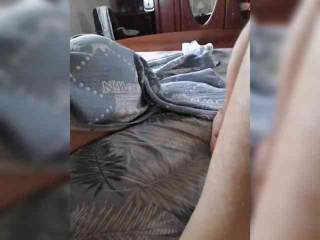 web cam striptease P-a-n-t-h-e-r