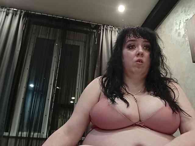 Leona_Sweetnest webcam