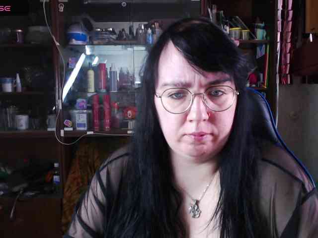 Leona_Sweetnest webcam
