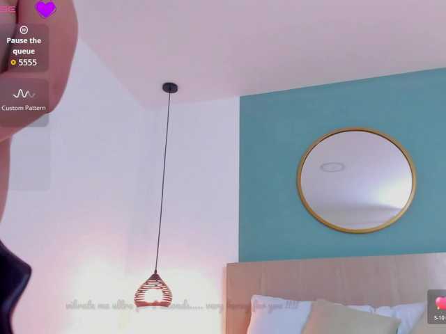 lucy-blue28's BongaCams show and profile