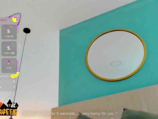 lucy-blue28 webcam