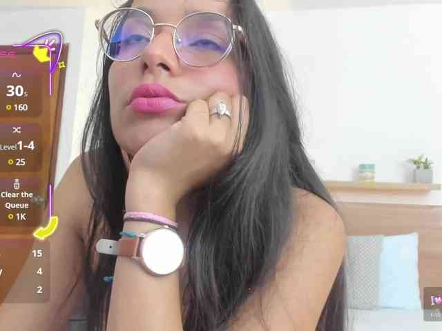 lucy-blue28 webcam