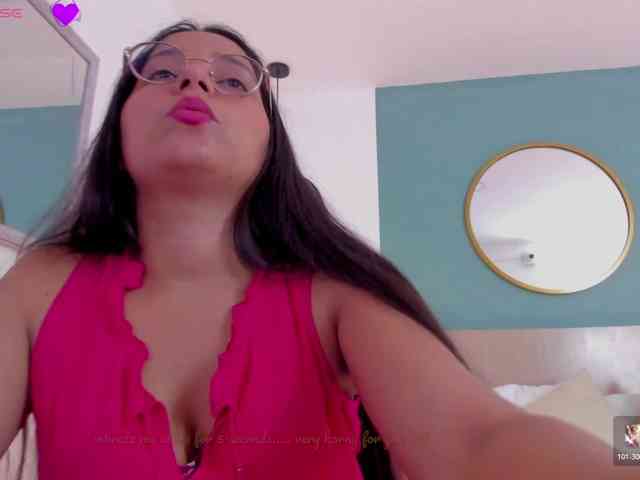 lucy-blue28 webcam
