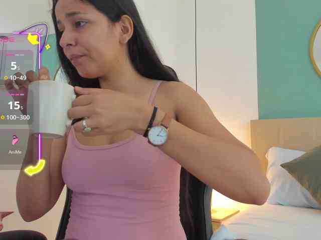lucy-blue28 webcam
