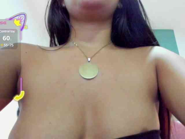 lucy-blue28 webcam