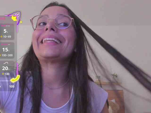lucy-blue28 webcam