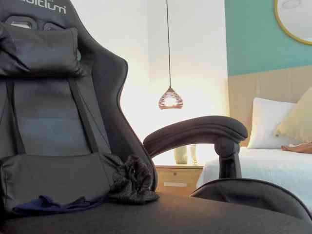 lucy-blue28 lucy-blue28