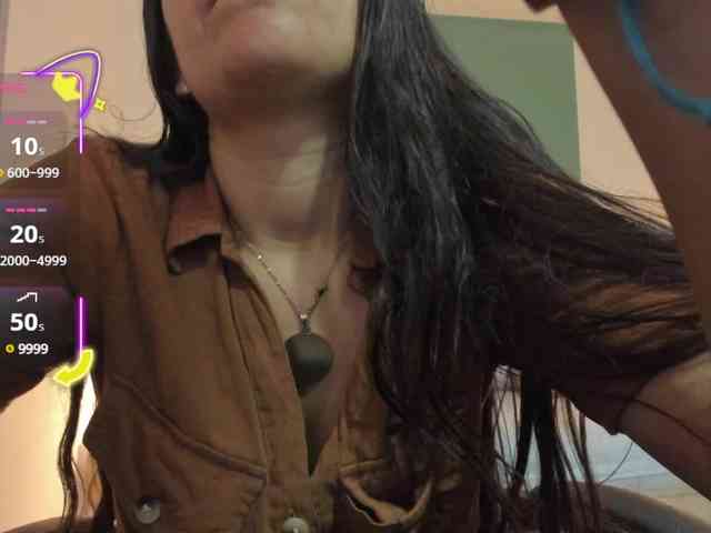 lucy-blue28 webcam