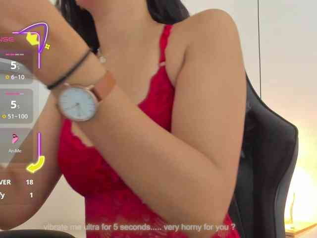 lucy-blue28 webcam