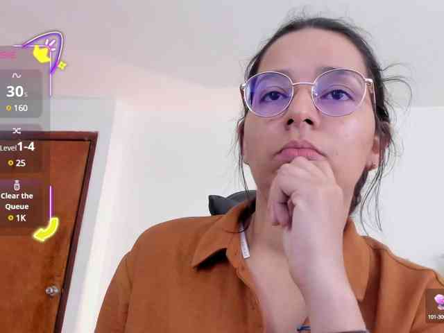 lucy-blue28 webcam