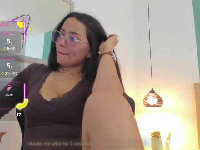 lucy-blue28 webcam