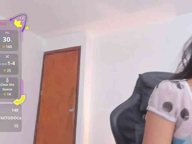 lucy-blue28 webcam