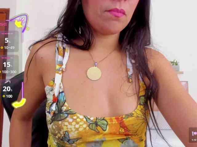 lucy-blue28 webcam