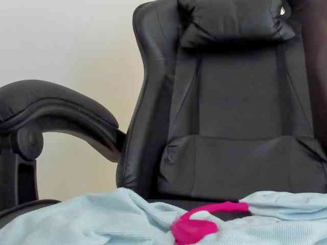 lucy-blue28 lucy-blue28