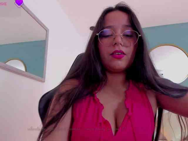 lucy-blue28 webcam