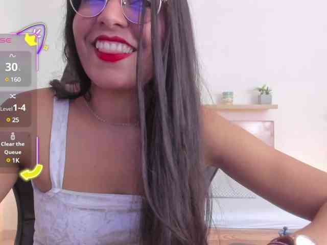 lucy-blue28 webcam