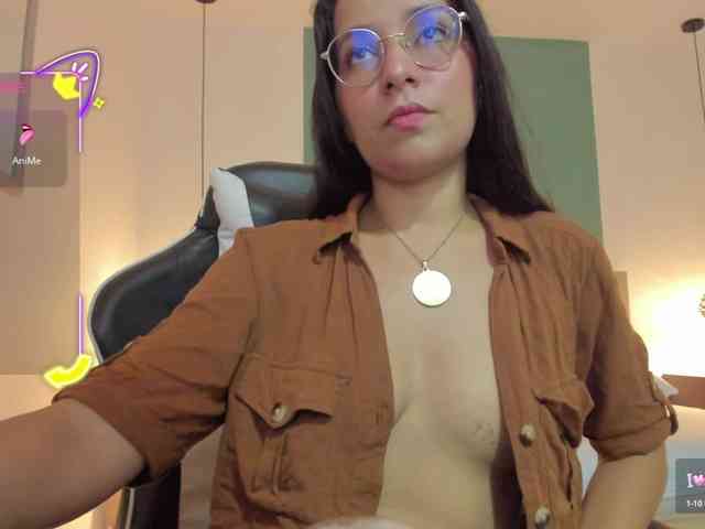 lucy-blue28 webcam