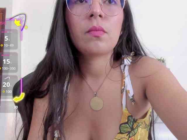 lucy-blue28 webcam