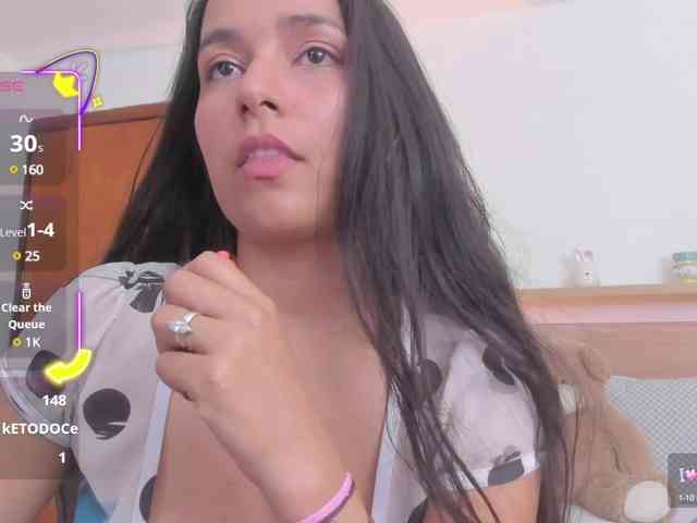 lucy-blue28 webcam