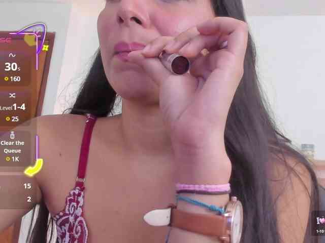 lucy-blue28 webcam