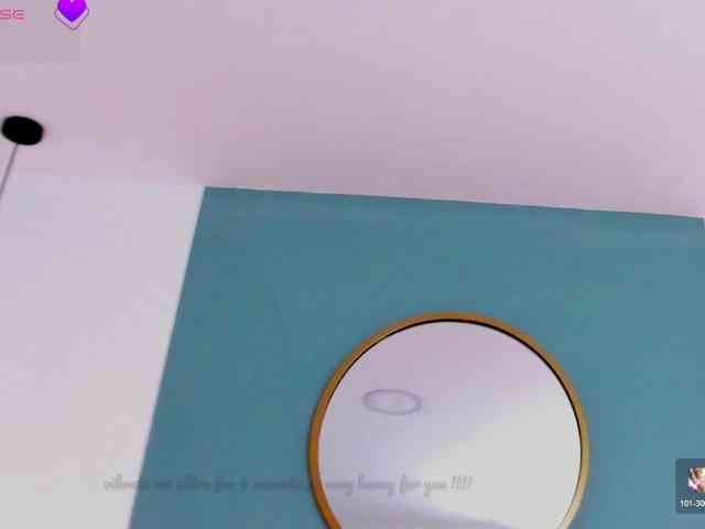 lucy-blue28 Live Webcam on BongaCams