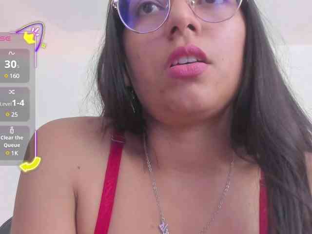 lucy-blue28 webcam