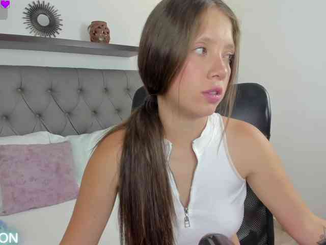 Nataly28 webcam
