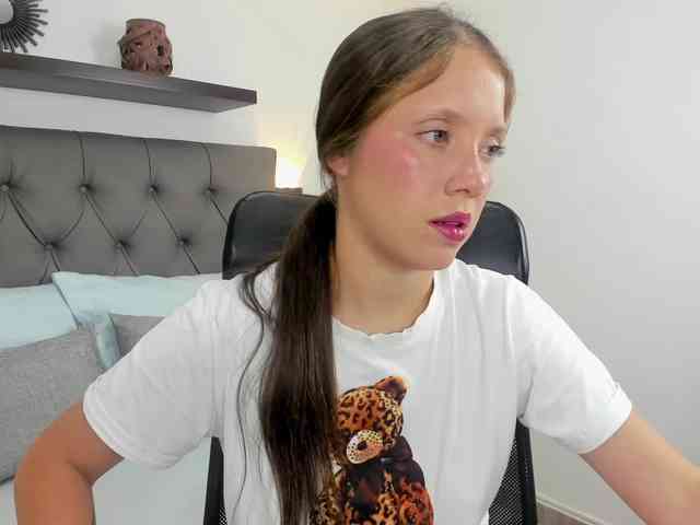 Nataly28 webcam