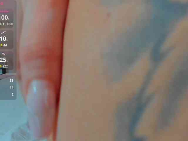 PinkyisHere webcam