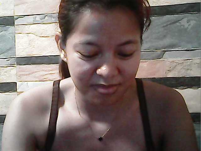 flowerhairypinay's BongaCams show and profile