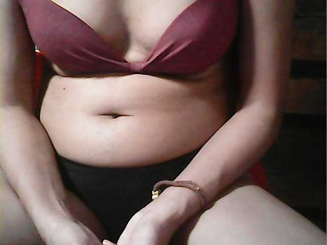 flowerhairypinay's BongaCams show and profile