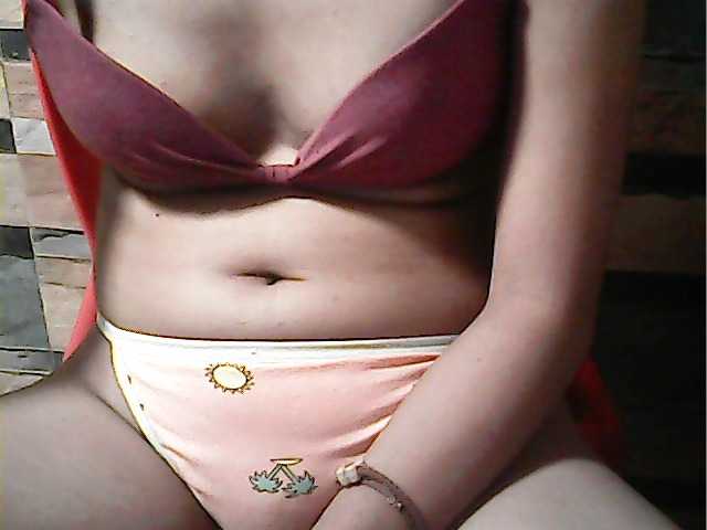 flowerhairypinay's BongaCams show and profile