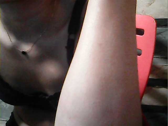 flowerhairypinay's BongaCams show and profile