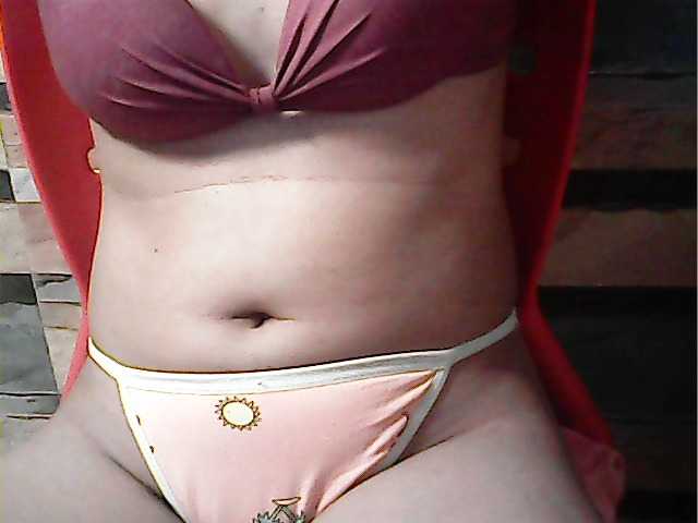 flowerhairypinay's BongaCams show and profile