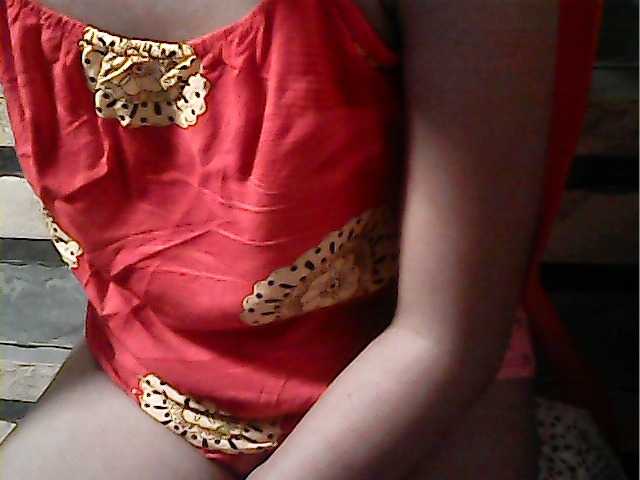 flowerhairypinay's BongaCams show and profile