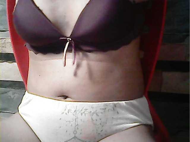 flowerhairypinay's BongaCams show and profile