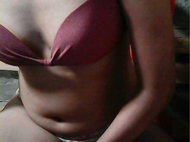 flowerhairypinay's BongaCams show and profile