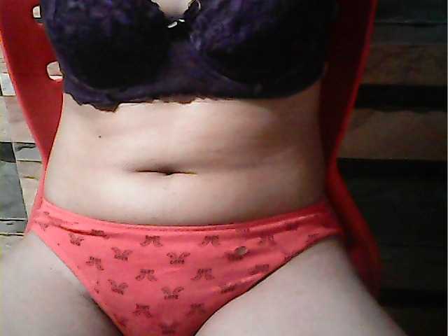 flowerhairypinay's BongaCams show and profile