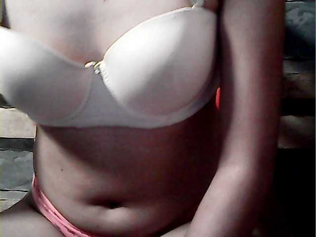 flowerhairypinay's BongaCams show and profile