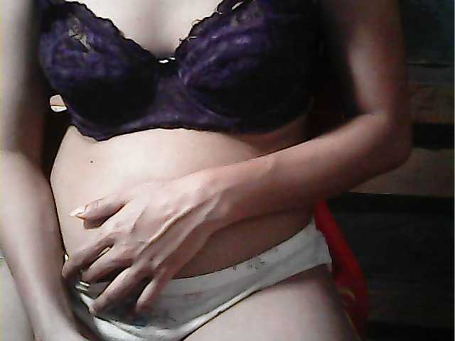 flowerhairypinay's BongaCams show and profile