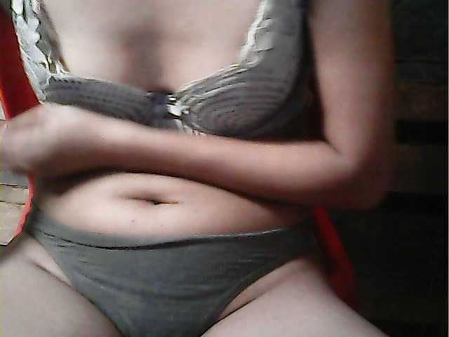 flowerhairypinay's BongaCams show and profile