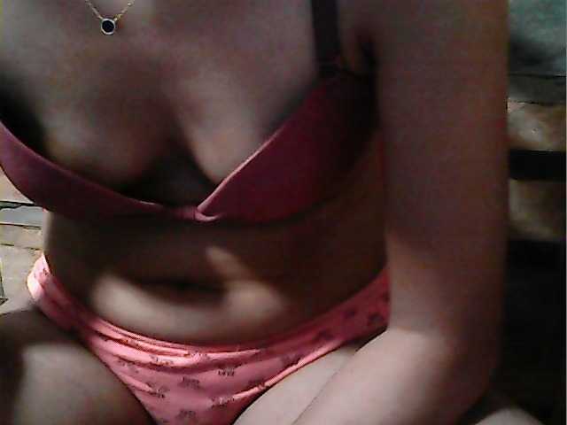 flowerhairypinay from BongaCams is Freechat