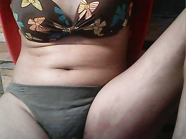 flowerhairypinay's BongaCams show and profile