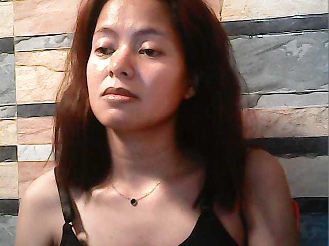 flowerhairypinay's BongaCams show and profile