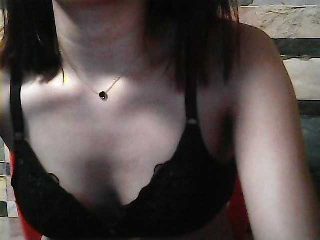 flowerhairypinay's BongaCams show and profile