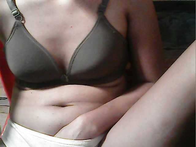 flowerhairypinay's BongaCams show and profile